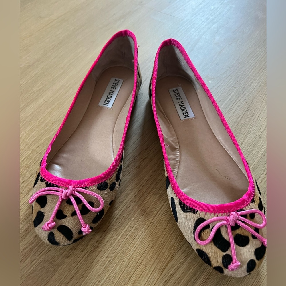 Adorable cow hair leopard print ballet flats sz7.5